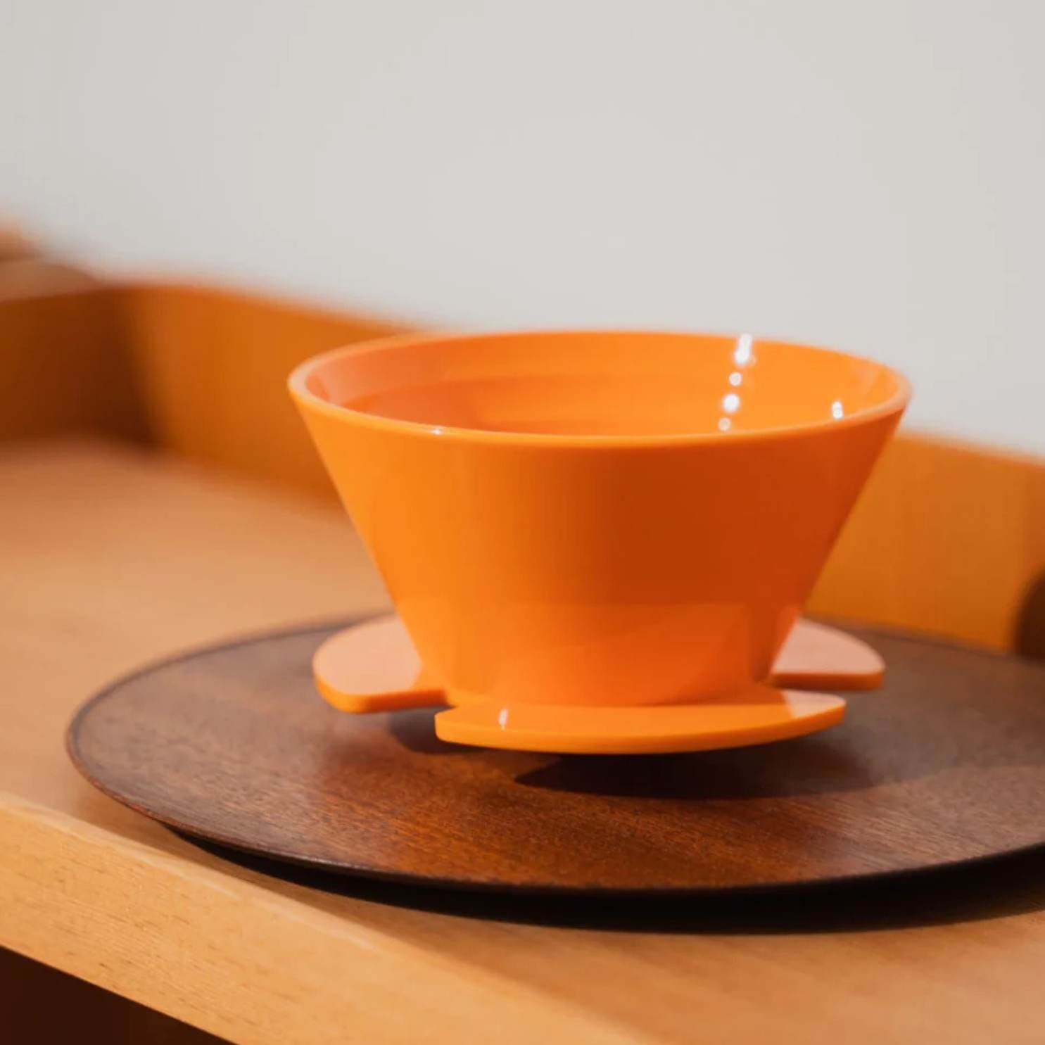 April : Plastic Brewer : Coador de Café em Policarbonato Laranja