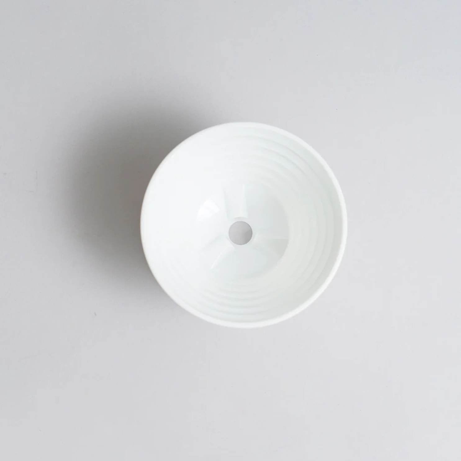 April : Plastic Brewer : Coador de Café em Policarbonato Branco